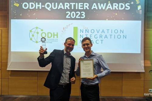Tobias Nusser und Matthias Stickel nehmen den ODH-Award entgegen