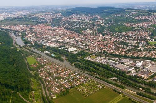 Luftbild Neckar bei Esslingen