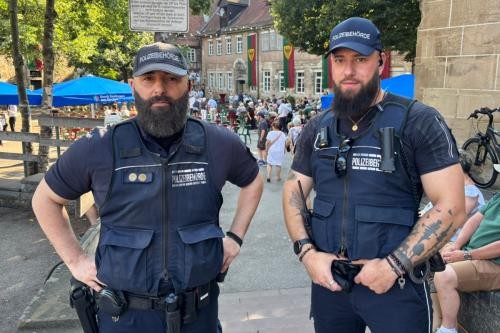 A. Kyriakidis und A. Weimer vom KOD beim Schwörfest