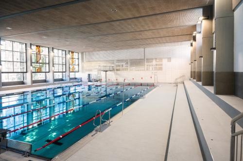Sportbecken im Merkel'schen Schwimmbad