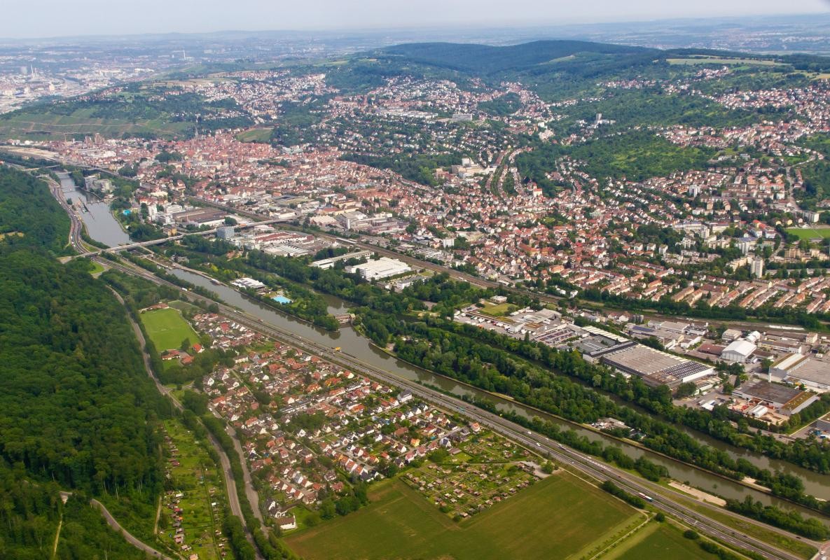 Luftbild Neckar bei Esslingen Luftbild Neckar bei Esslingen