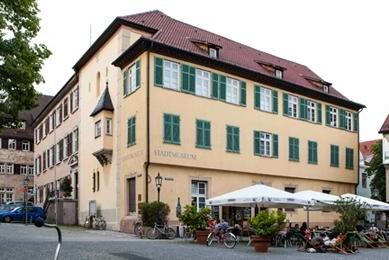 Stadtmuseum im Gelben Haus, Foto: Daniela Wolf Foto des Museumsgebaeudes, einem gelbem Haus