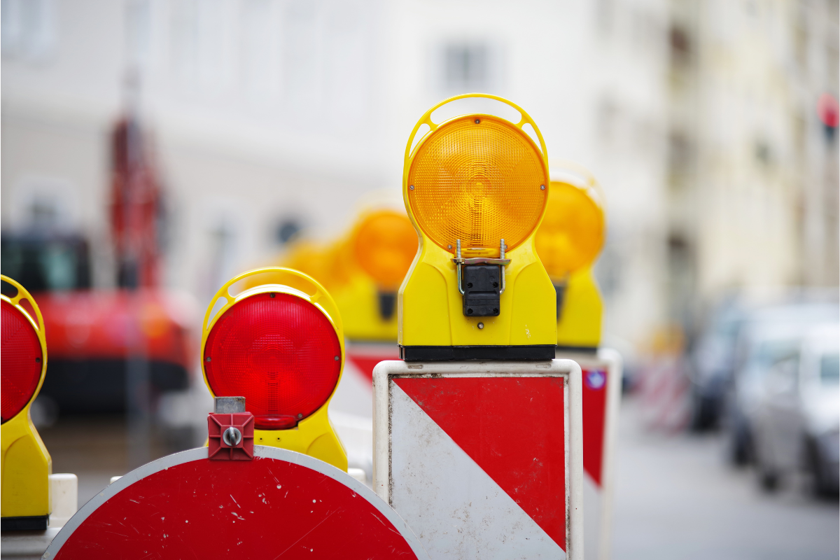 Baustellen-Absperrung Absperrung einer Baustelle auf der Straße