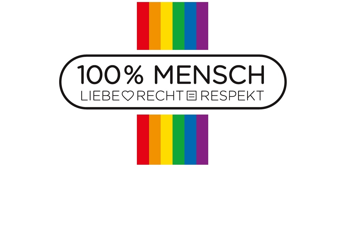 Logo 100% Mensch - Schriftzug vor Regenbogenfarben