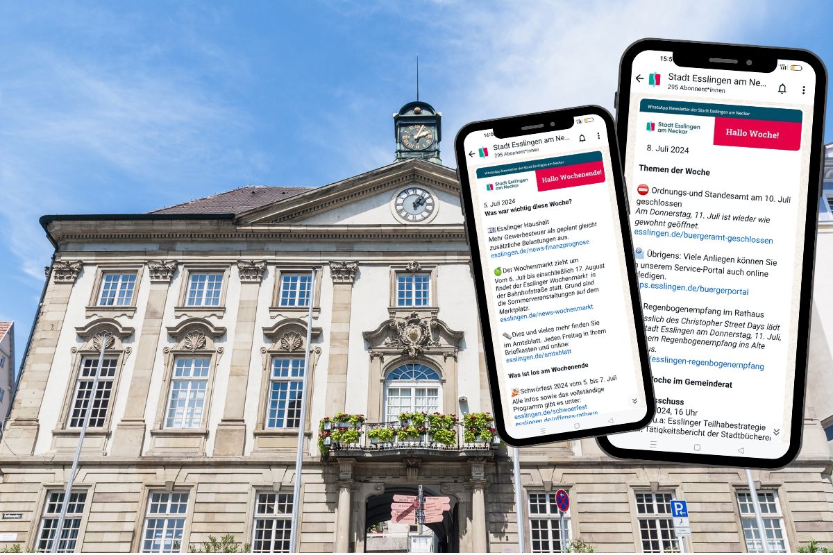 WhatsApp Zwei Handys zeigen den neuen WhatsApp-Kanal, im Hintergrund das neue Rathaus.
