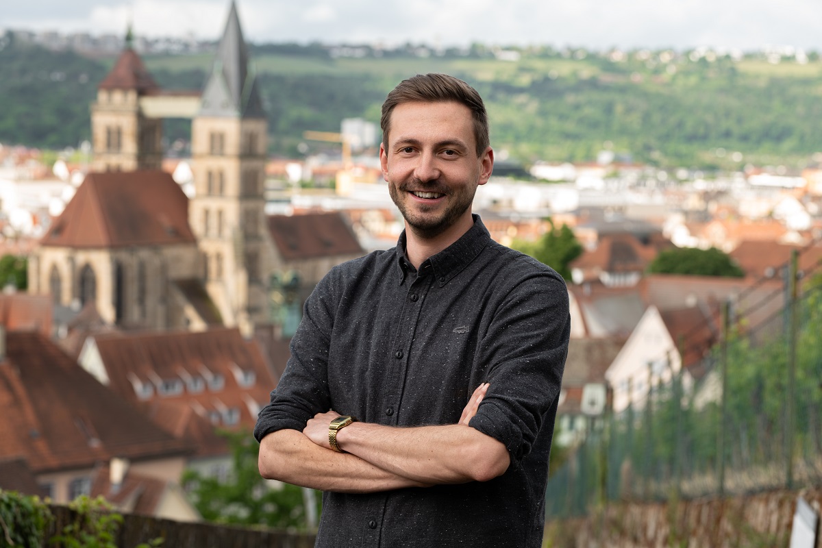 Portrait von Simon Kortus, Gewerbegebietsmanager im Amt für Wirtschaft 