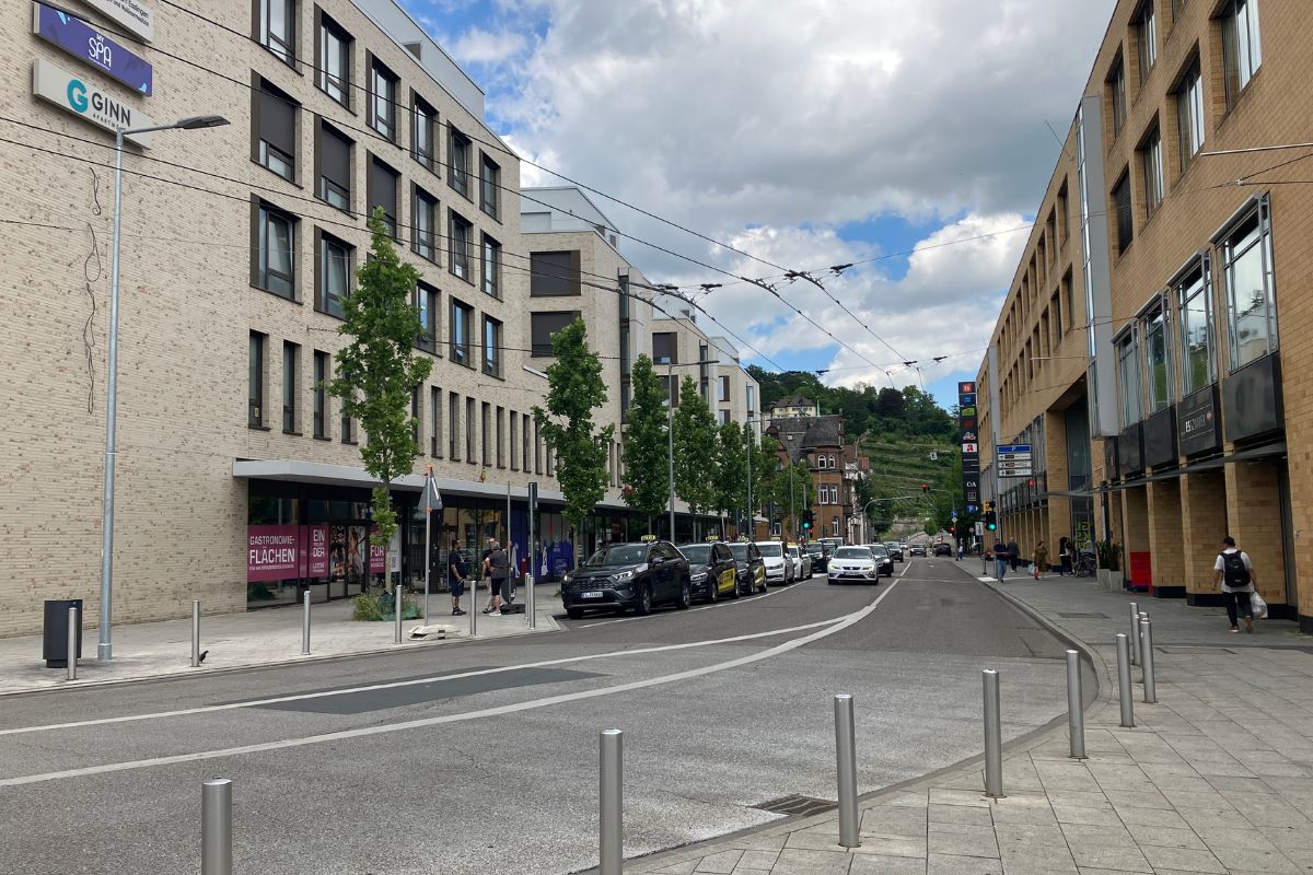 Berliner Straße Berliner Straße zwischen QBUS und ES