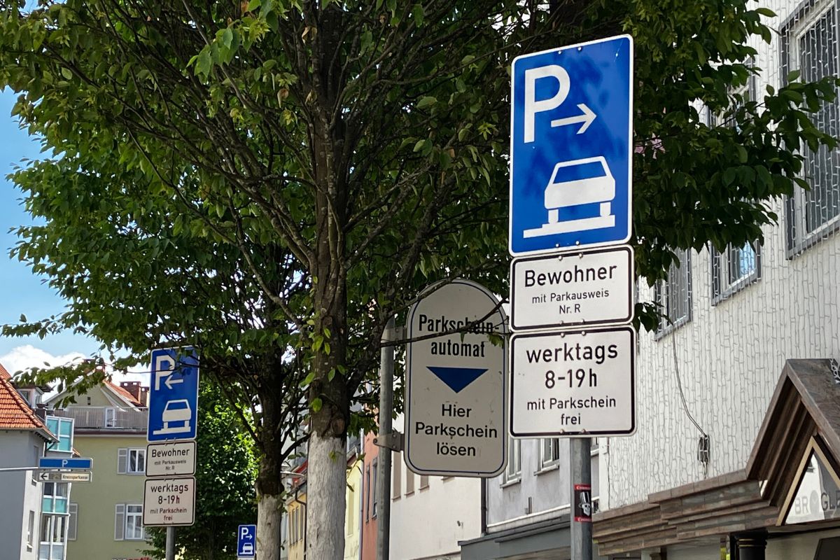 Bewohnerparken Schild mit Hinweis auf das Bewohnerparken