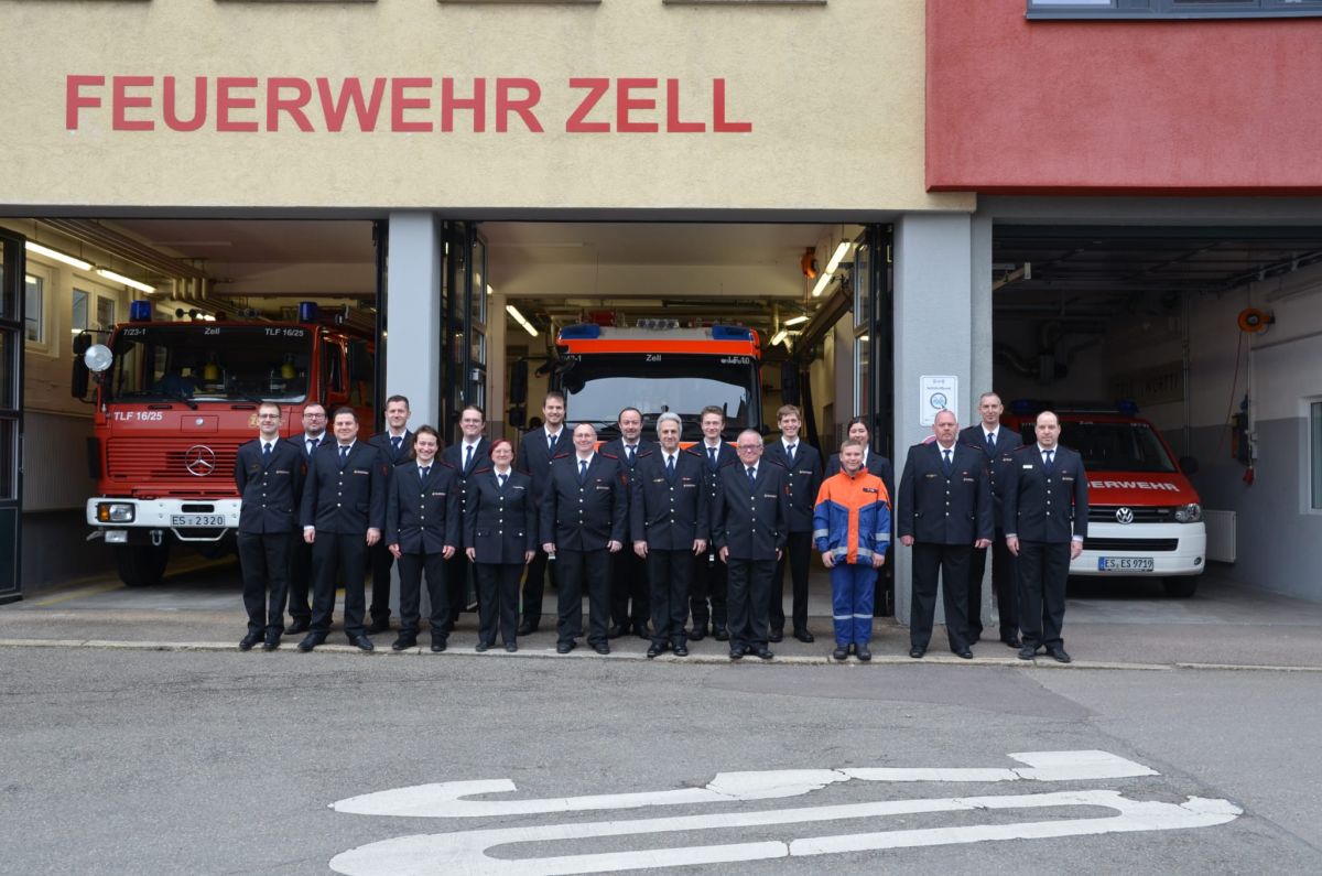 Gruppenbild der Abteilung Zell ©Feuerwehr Esslingen a.N. Gruppenbild