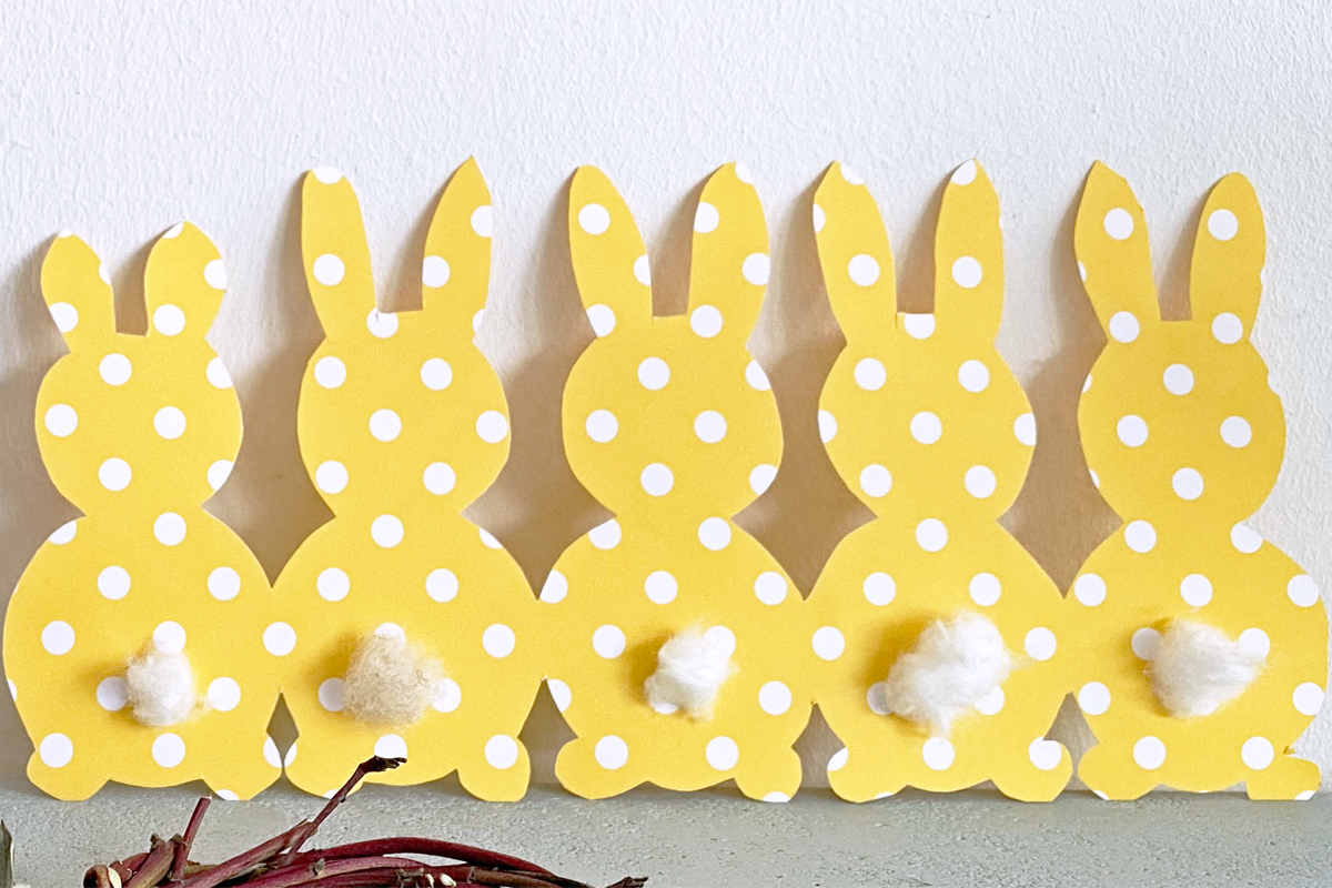 Mittwochsbasteln Hasen Aus buntem Karton gebastelte Hasen