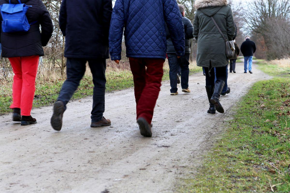 Spaziergänger in der Natur.