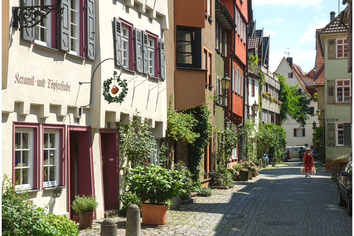 Blick in eine Esslinger Altstadtgasse