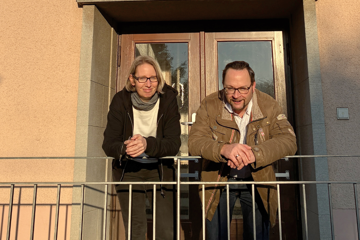 Quartierszentrum Mettingen Meike Schmeil und Stefan Silberhorn im Eingangsbereich