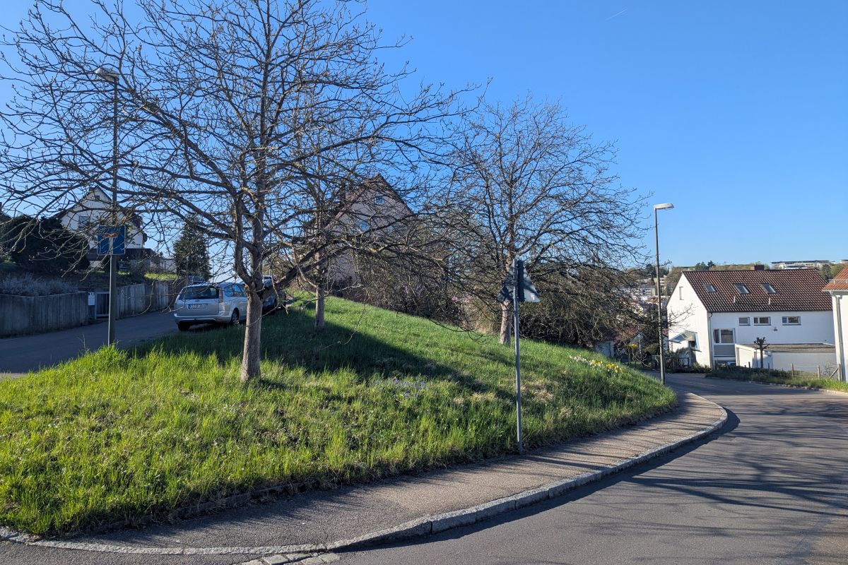 Baugrundstück in Hanglage