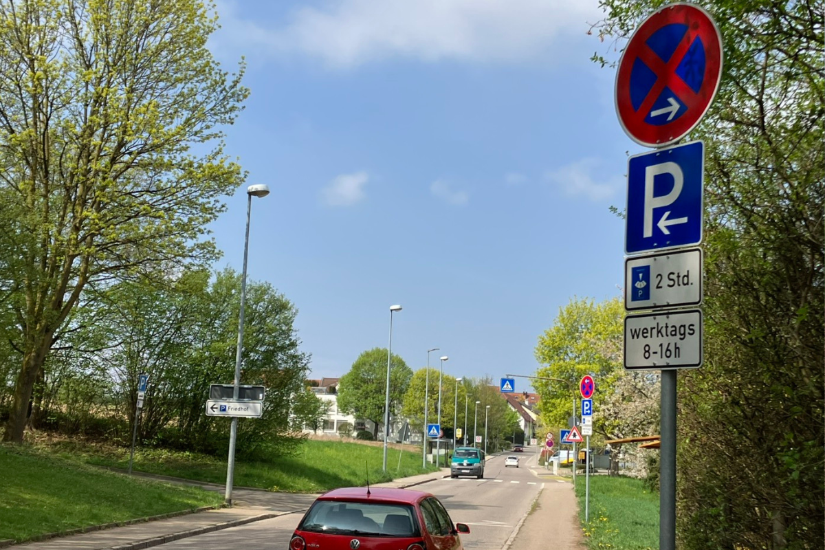 Schilder an der Sulzgrieser Straße