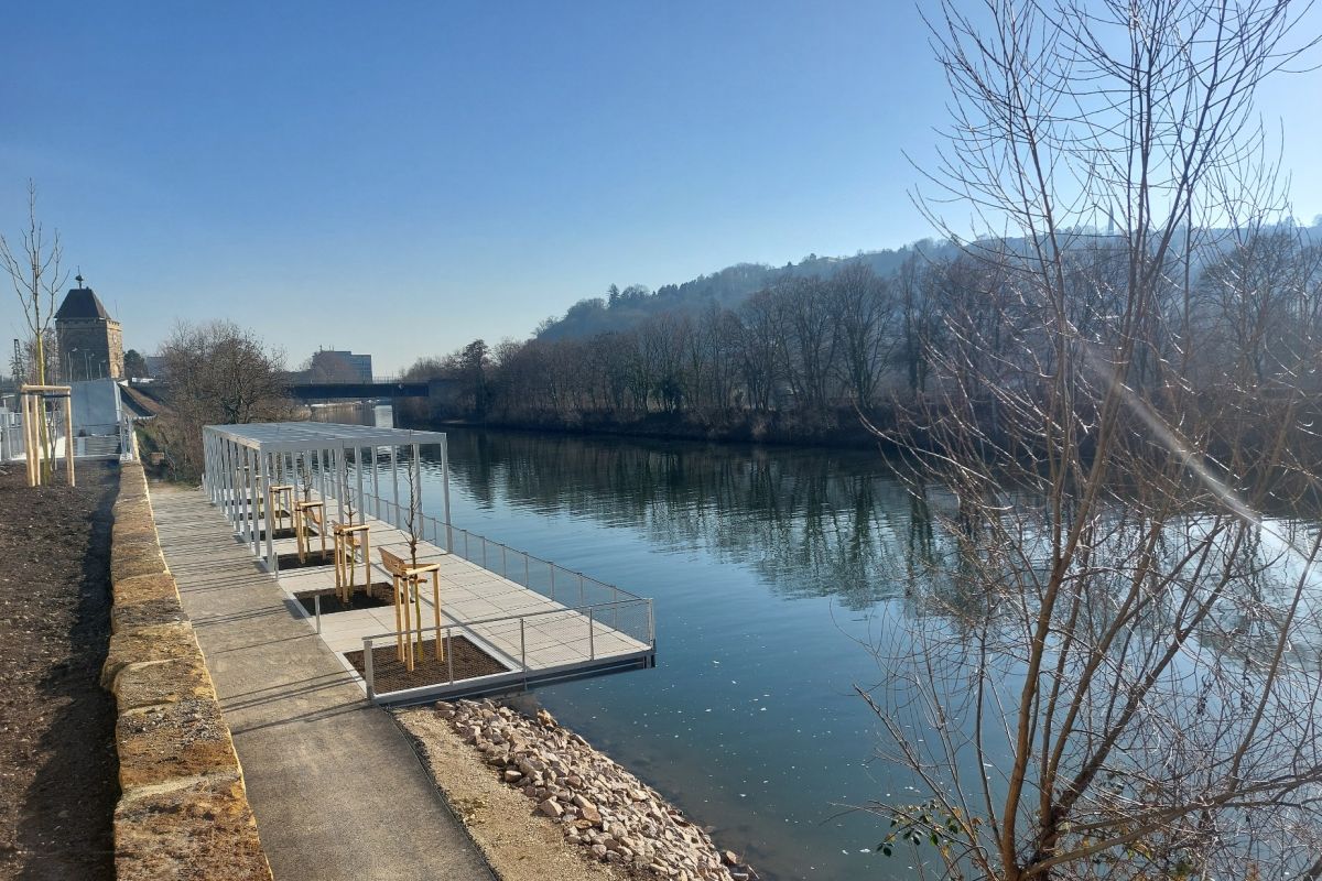 Blick auf den Stadtbalkon über dem Fuss